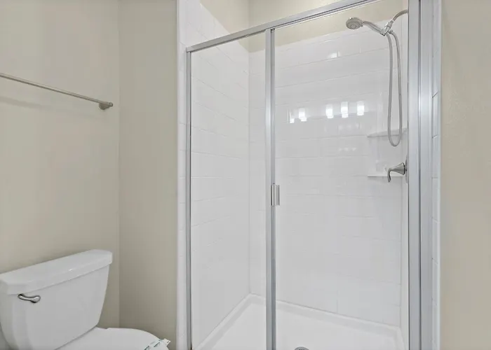 Stunning Townhouses 5 Minutes Away Disney!